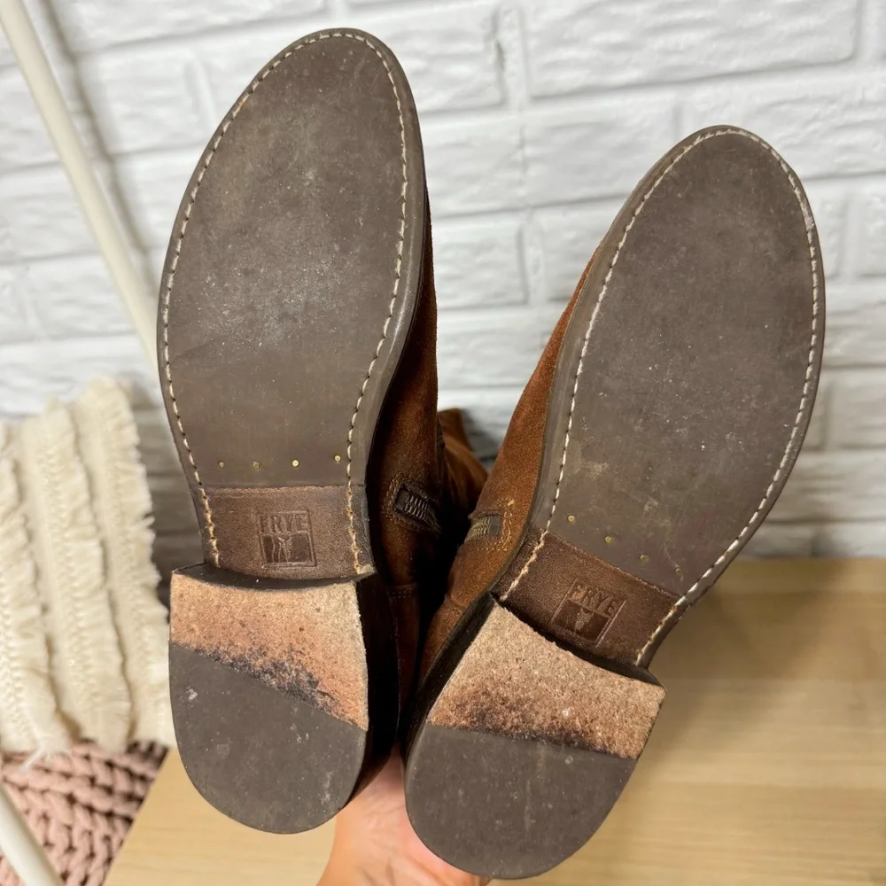 Frye brand new